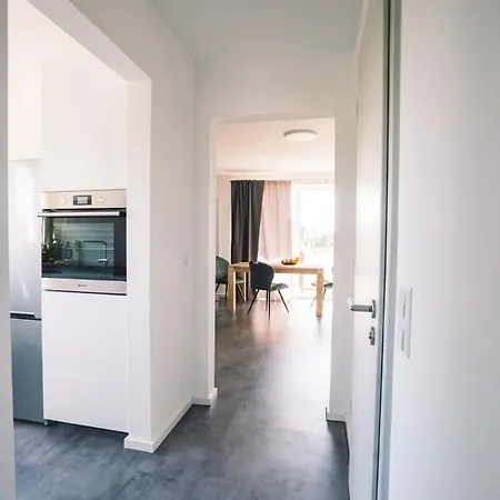 Vintage - 2 - Kueche, Bad & Balkon Apartment *
